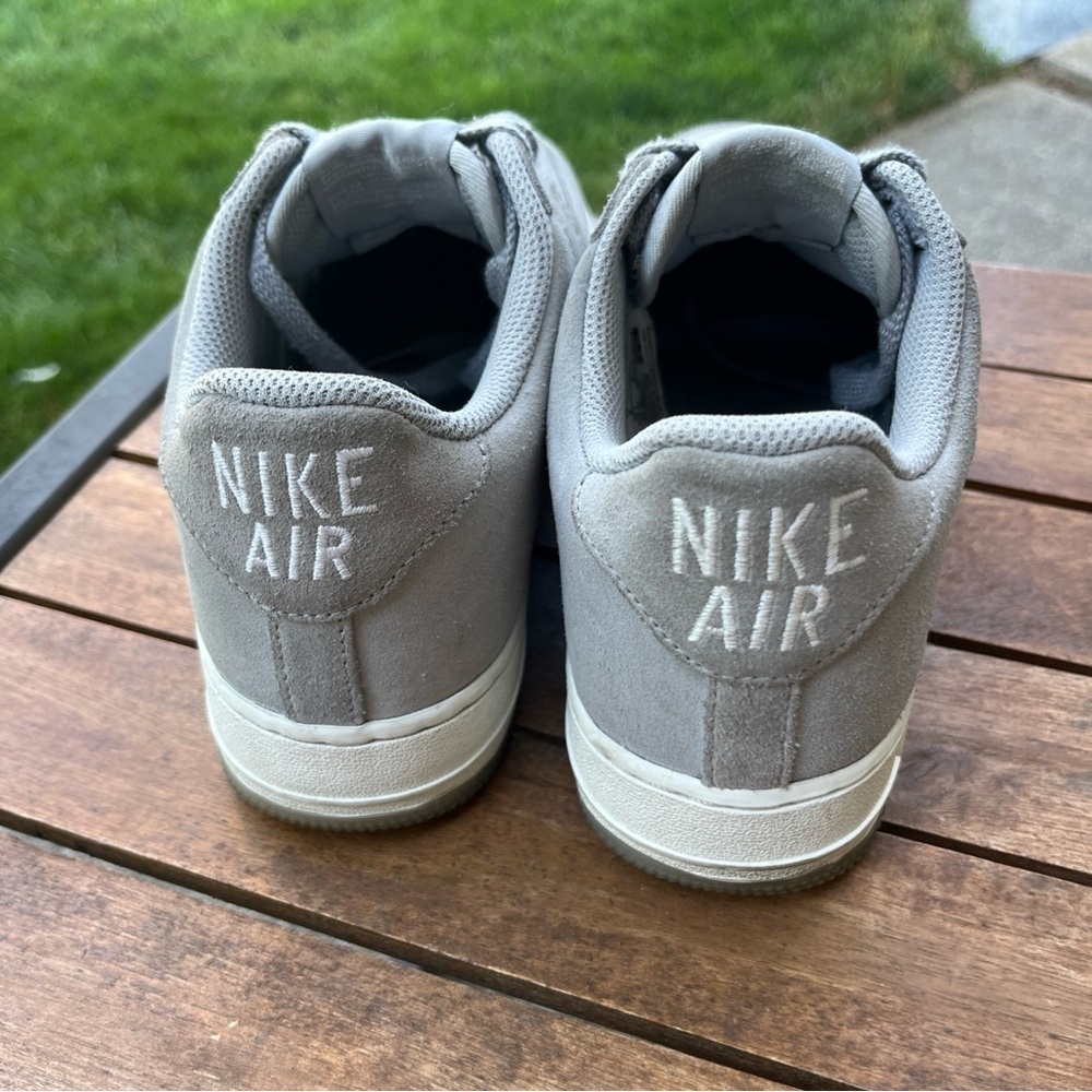 Nike Air Force 1 Low Retro Light Smoke Grey White DV0785-003 Men's AF1 Sz 8 EUC - Picture 3 of 11